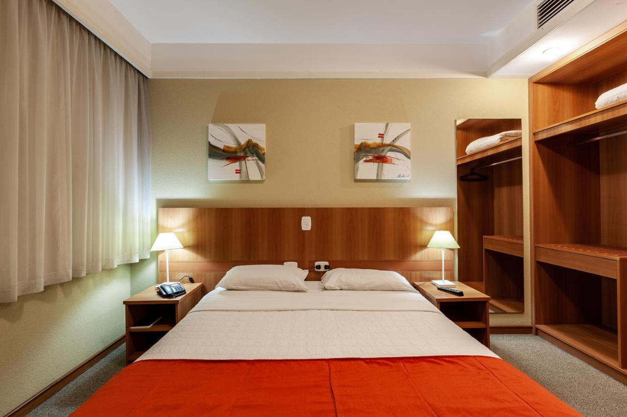 Tri Hotel Executive Caxias Caxias do Sul Eksteriør billede